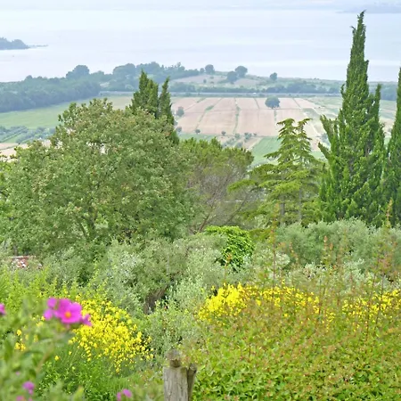 Vernazzano Basso Sleeps 16 Pool Wifi Villa